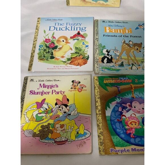 lot of 5 Vtg little golden Books:the fuzzy ducklyn, a day at the seashore, Bambi - Picture 4 of 12